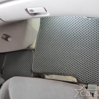 Двухслойные коврики EVA на Toyota Sienna II (2003-2010)